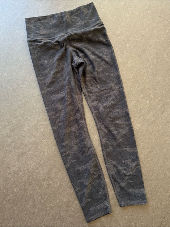 Vuori Pants - Vuori Clean Elevation Charcoal Camo High-Waist Seamless Leggings